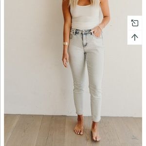 Carly Jean Los Angeles mason jeans